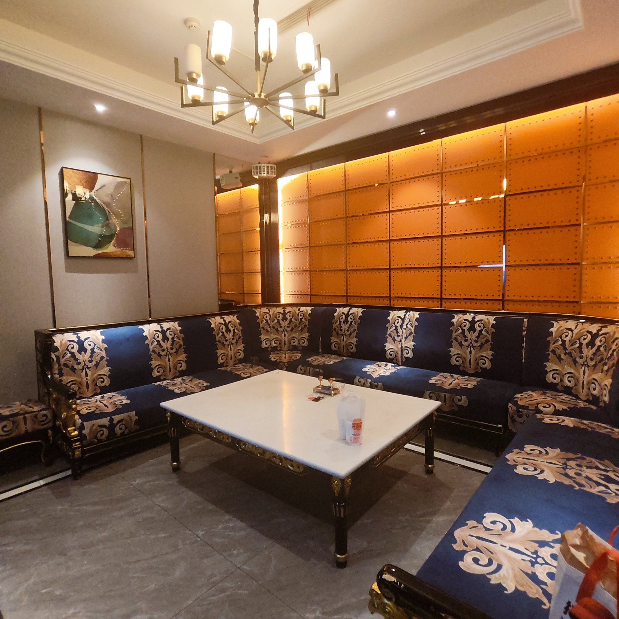 钦州商务ktv价格怎么算指南-钦南区ktv预定